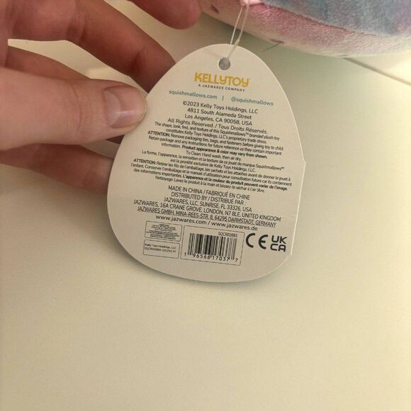 Noe the Sea Bunny 7.5" Squishmallow - Picture 5 of 6